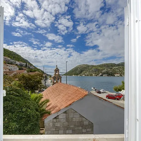 Rose Dubrovnik