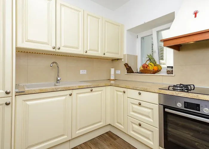 Rose Willa Dubrownik