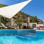 Villa Rose *