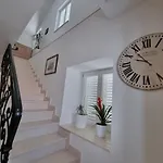 Rose Villa
